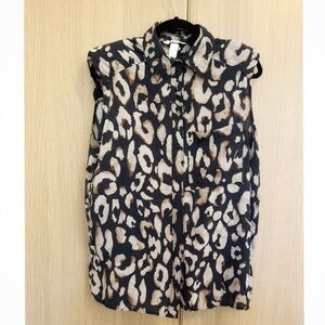 H&M Leopard Print Button Down Sleeveless Shirt